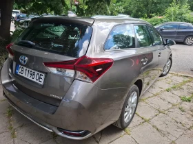 Toyota Auris Hybrid 2017г., снимка 6