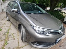 Toyota Auris Hybrid 2017г., снимка 3