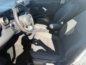Toyota Yaris Cross 1.5 HYBRID, снимка 9