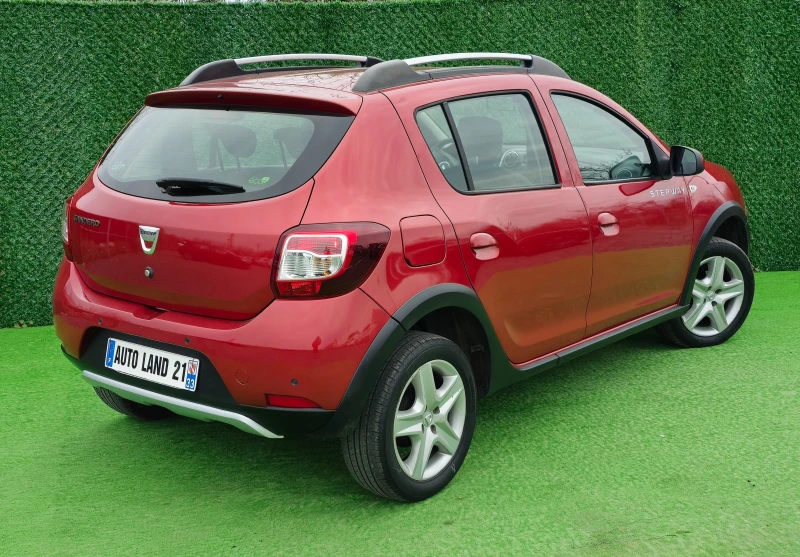 Dacia Sandero 1.5BlueDCI* 90кс* STEPWAY, снимка 5 - Автомобили и джипове - 48343556