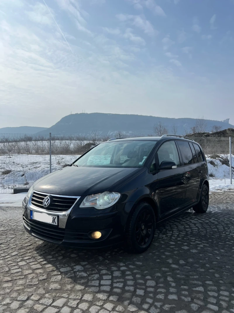 VW Touran 2.0TDI, снимка 1 - Автомобили и джипове - 48953079