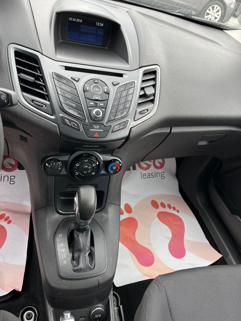 Ford Fiesta Automatic/Euro6/AC, снимка 13 - Автомобили и джипове - 49931992