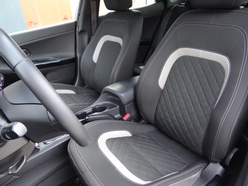 Kia Ceed 1.6crdi-GT Line /Navi/Led/Camera/Keyless/Euro-6B/, снимка 12 - Автомобили и джипове - 50230358