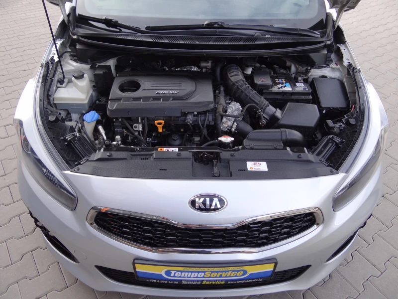Kia Ceed 1.6crdi-GT Line /Navi/Led/Camera/Keyless/Euro-6B/, снимка 16 - Автомобили и джипове - 50230358
