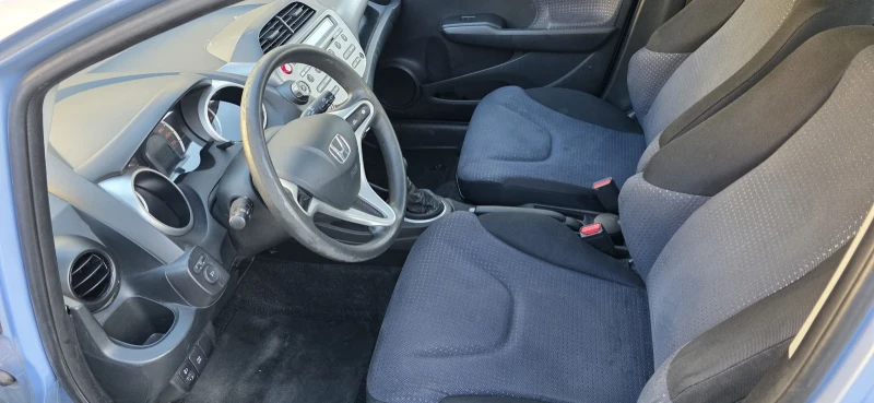 Honda Jazz 1.2, снимка 9 - Автомобили и джипове - 52146046