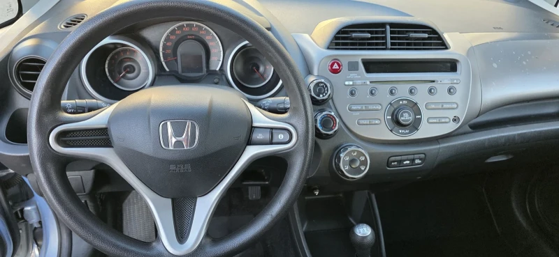 Honda Jazz 1.2, снимка 8 - Автомобили и джипове - 52146046