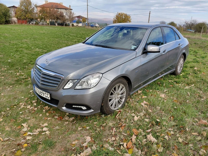 Mercedes-Benz E 200, снимка 9 - Автомобили и джипове - 52278490