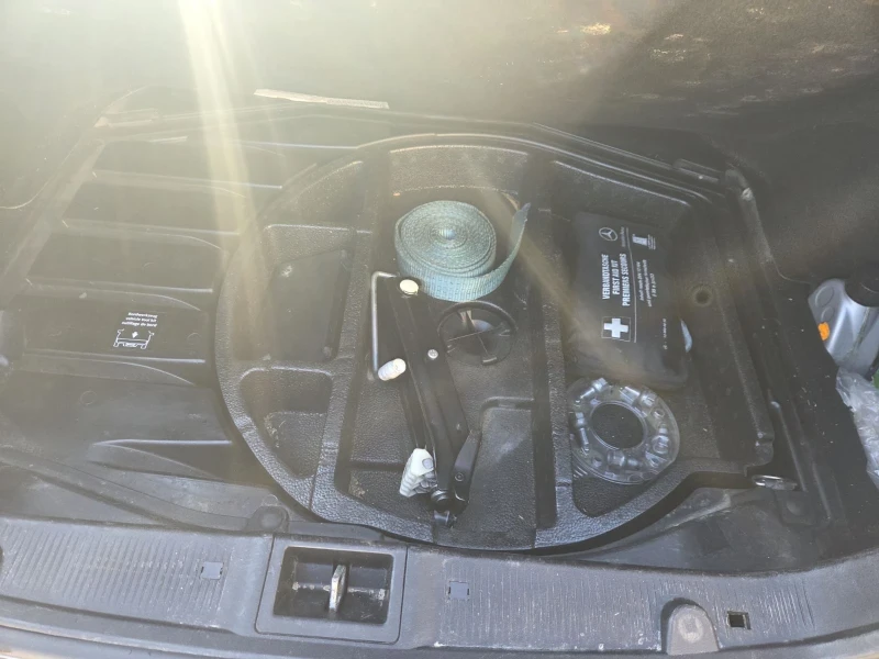 Mercedes-Benz CLK, снимка 15 - Автомобили и джипове - 52635661