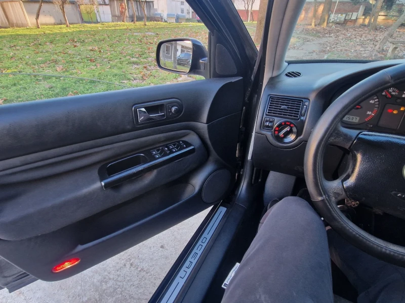 VW Golf 1.9TDI 101к.с., снимка 10 - Автомобили и джипове - 53066974