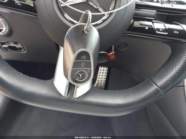 Mercedes-Benz C 300 C 300, снимка 11 - Автомобили и джипове - 53692504