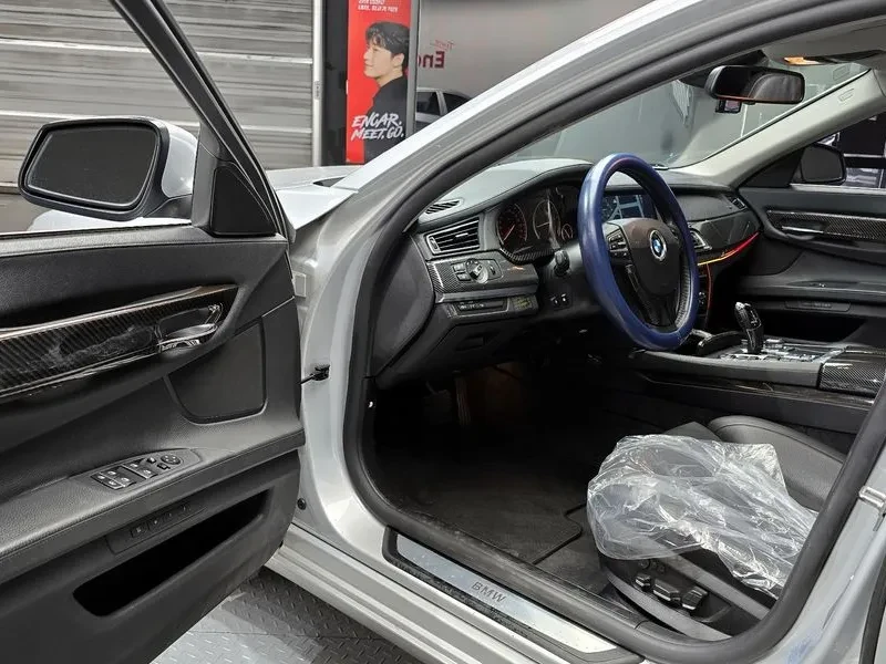 BMW 740 Li, снимка 10 - Автомобили и джипове - 54600952