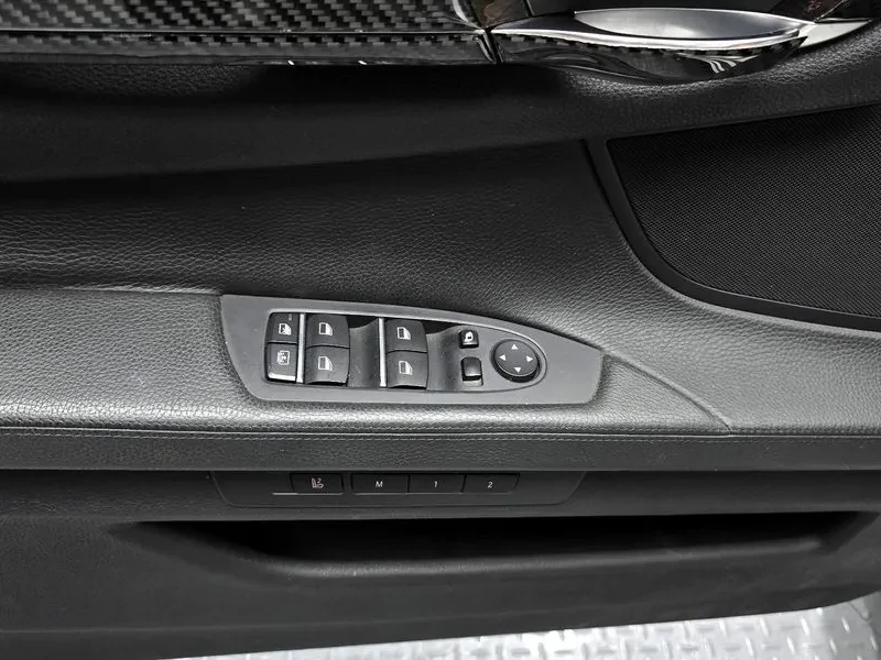 BMW 740 Li, снимка 17 - Автомобили и джипове - 54600952