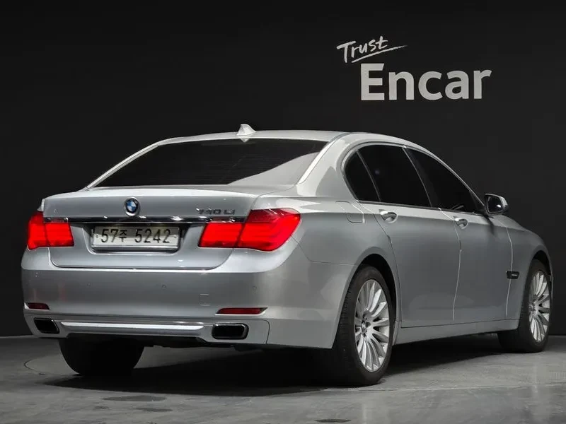 BMW 740 Li, снимка 2 - Автомобили и джипове - 54600952