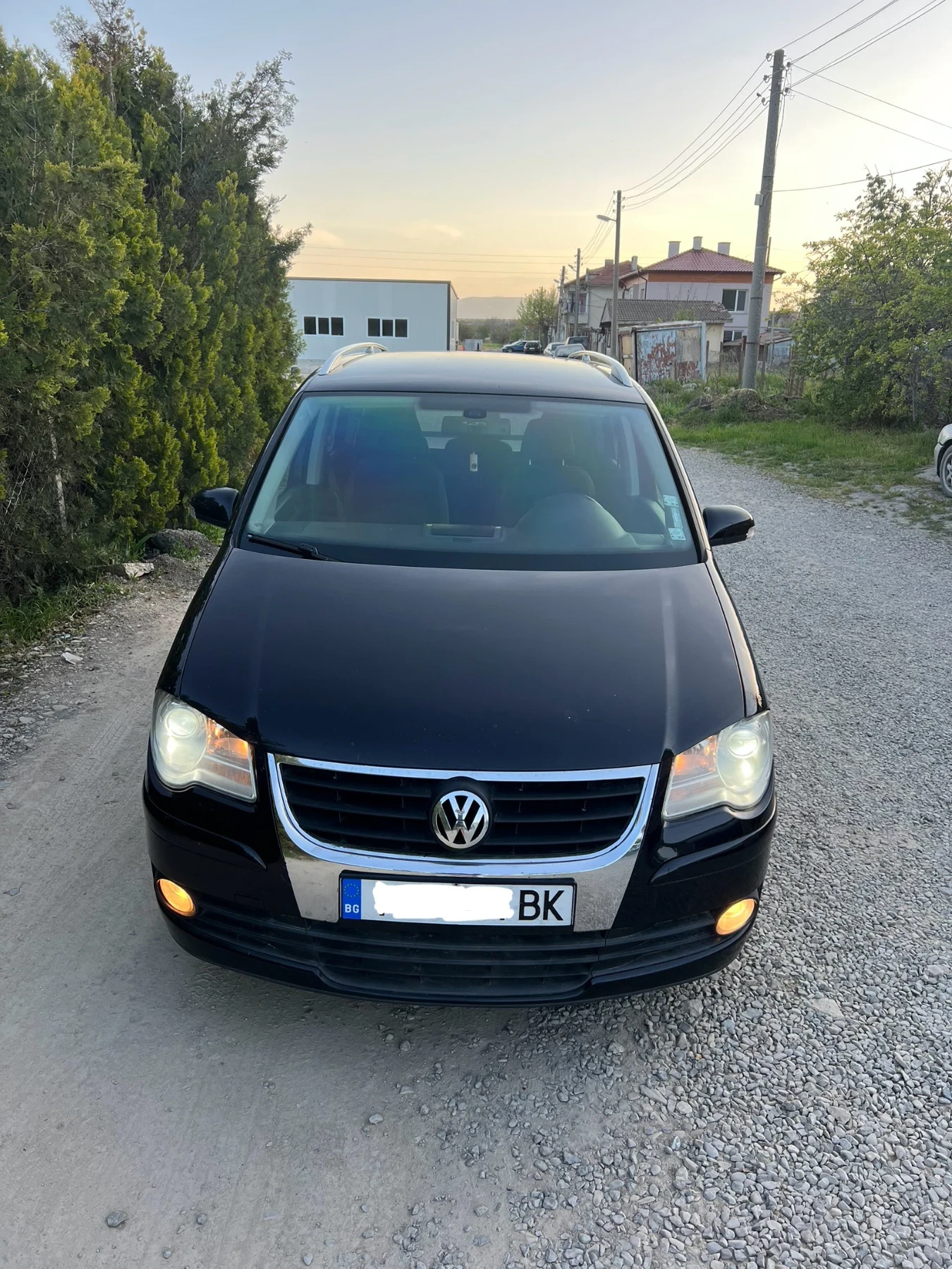 VW Touran 2.0TDI - изображение 2