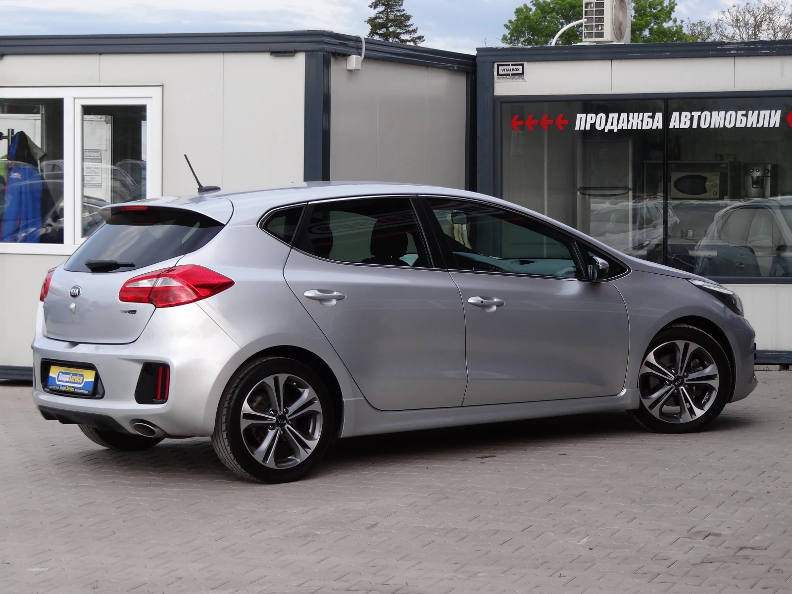 Kia Ceed 1.6crdi-GT Line /NAVI/LED/CAMERA/KEYLESS/Euro-6B/ - изображение 5