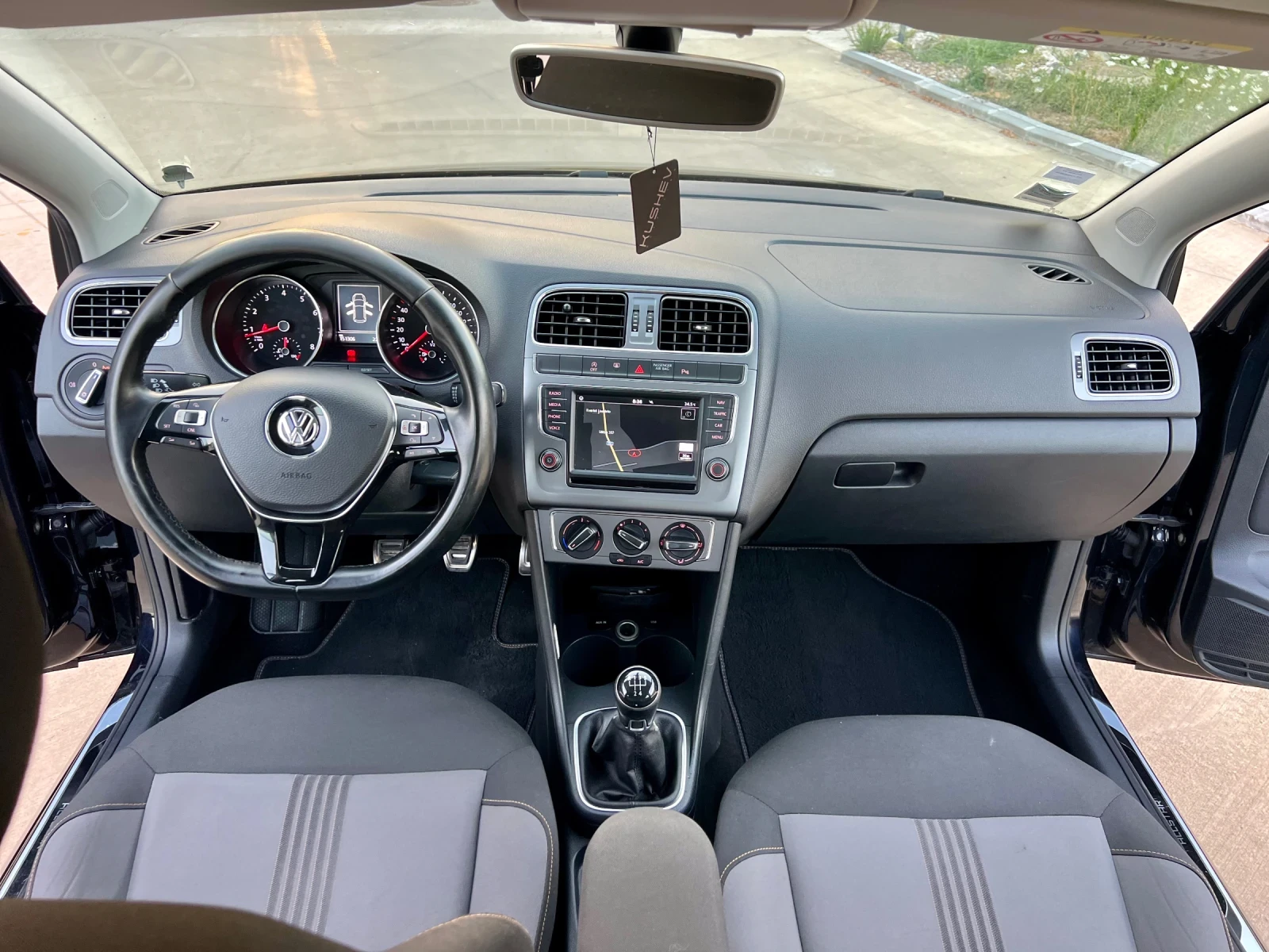 VW Polo 1.2TSI* FACE* EURO6 - изображение 8