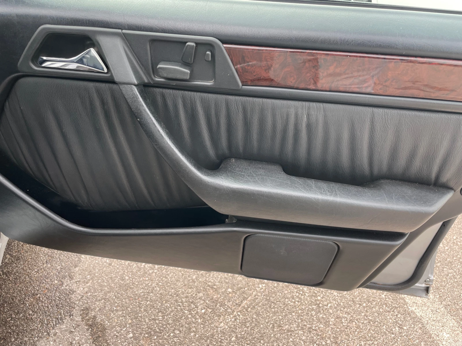 Mercedes-Benz E 500 500E V8  | Mobile.bg — изображение 11