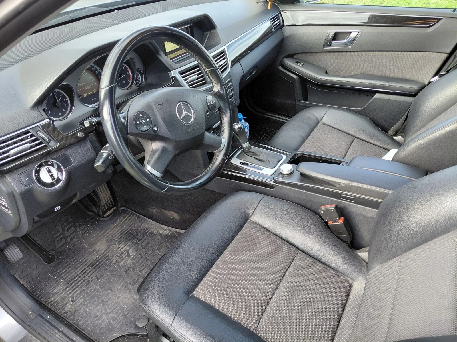 Mercedes-Benz E 200  - изображение 4