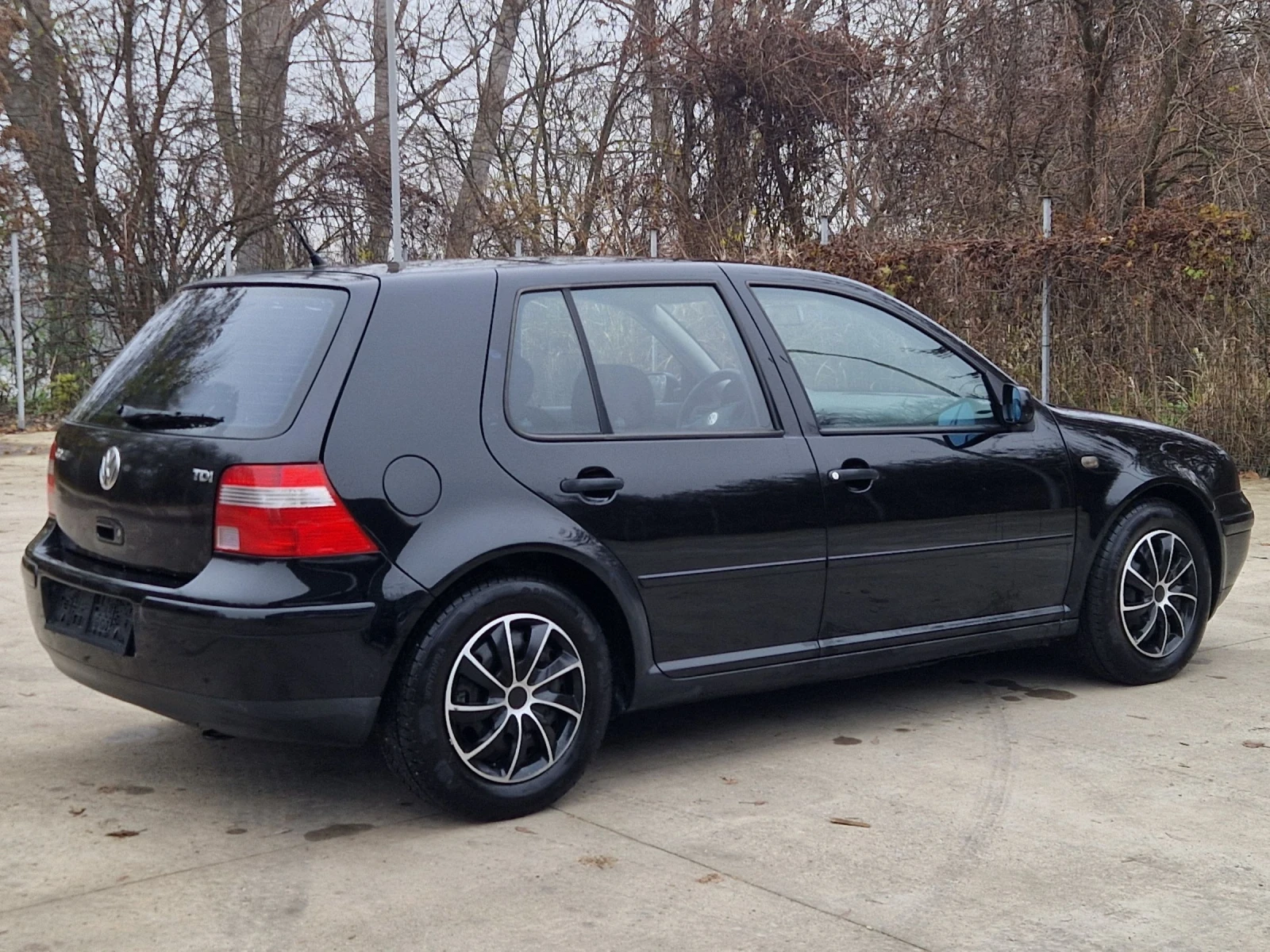 VW Golf 1.9TDI 101�.�. | Mobile.bg � ����������� 4