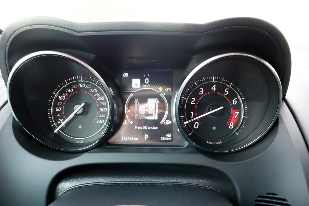 Jaguar F-Type R Coupe* AWD* АвтоКредит* (ЦЕНА ДО БГ), снимка 9 - Автомобили и джипове - 53750369