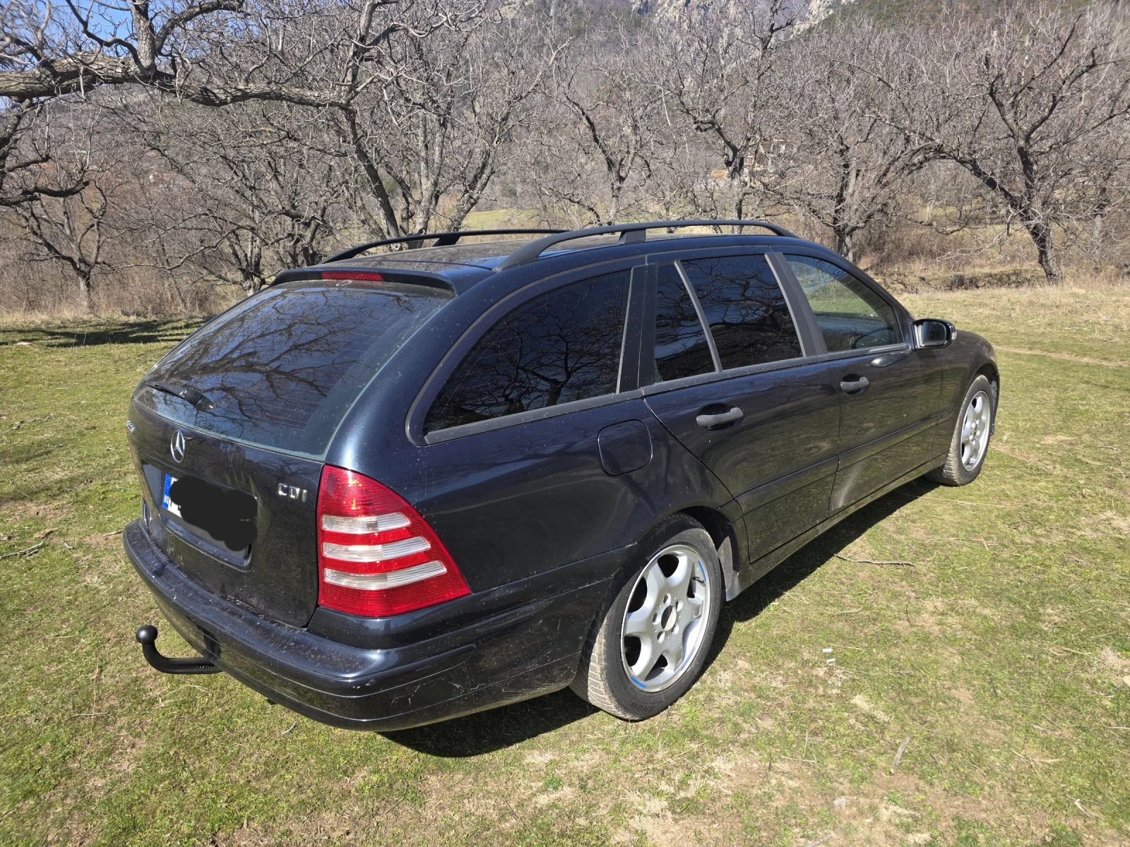 Mercedes-Benz C 220 2.2 Facelift, снимка 10 - Автомобили и джипове - 53798387