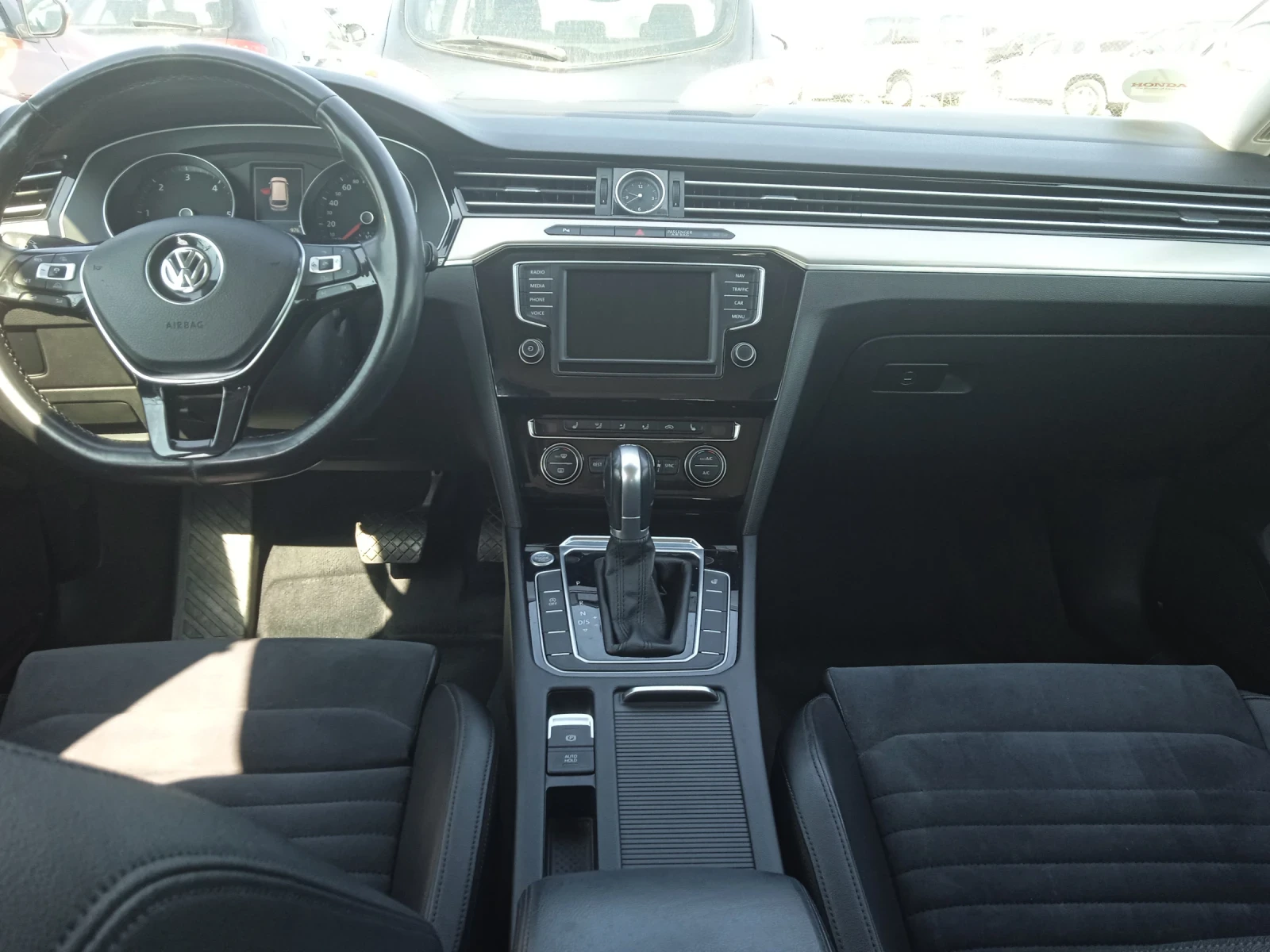 VW Passat High line , снимка 11 - Автомобили и джипове - 53863359