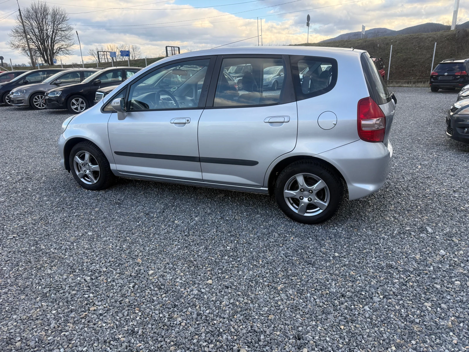 Honda Jazz 1, 4 I AVTOMATIK , снимка 7 - Автомобили и джипове - 54171913