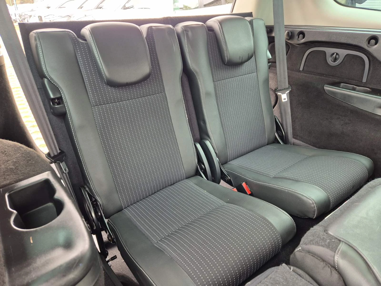 Renault Grand scenic 1.5D-7 МЕСТА-FACE LIFT, снимка 14 - Автомобили и джипове - 54220327