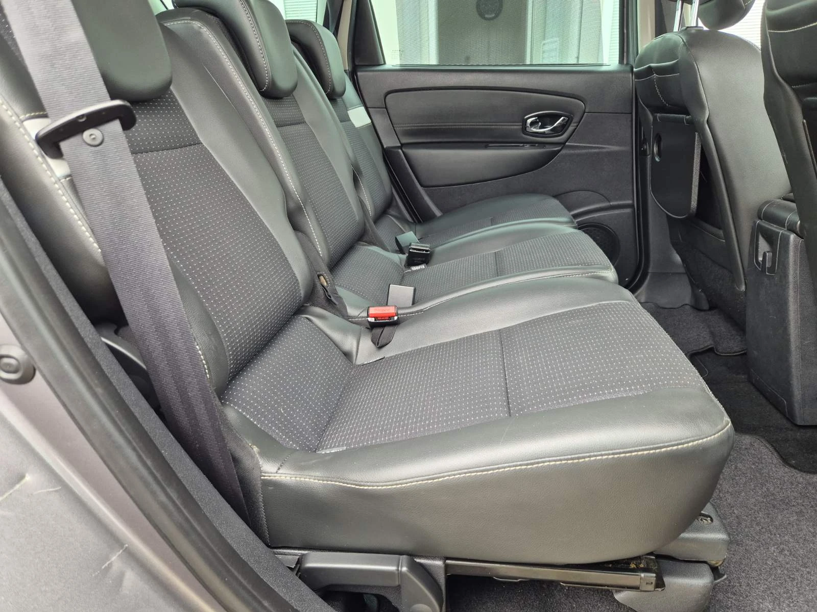 Renault Grand scenic 1.5D-7 МЕСТА-FACE LIFT, снимка 12 - Автомобили и джипове - 54220327