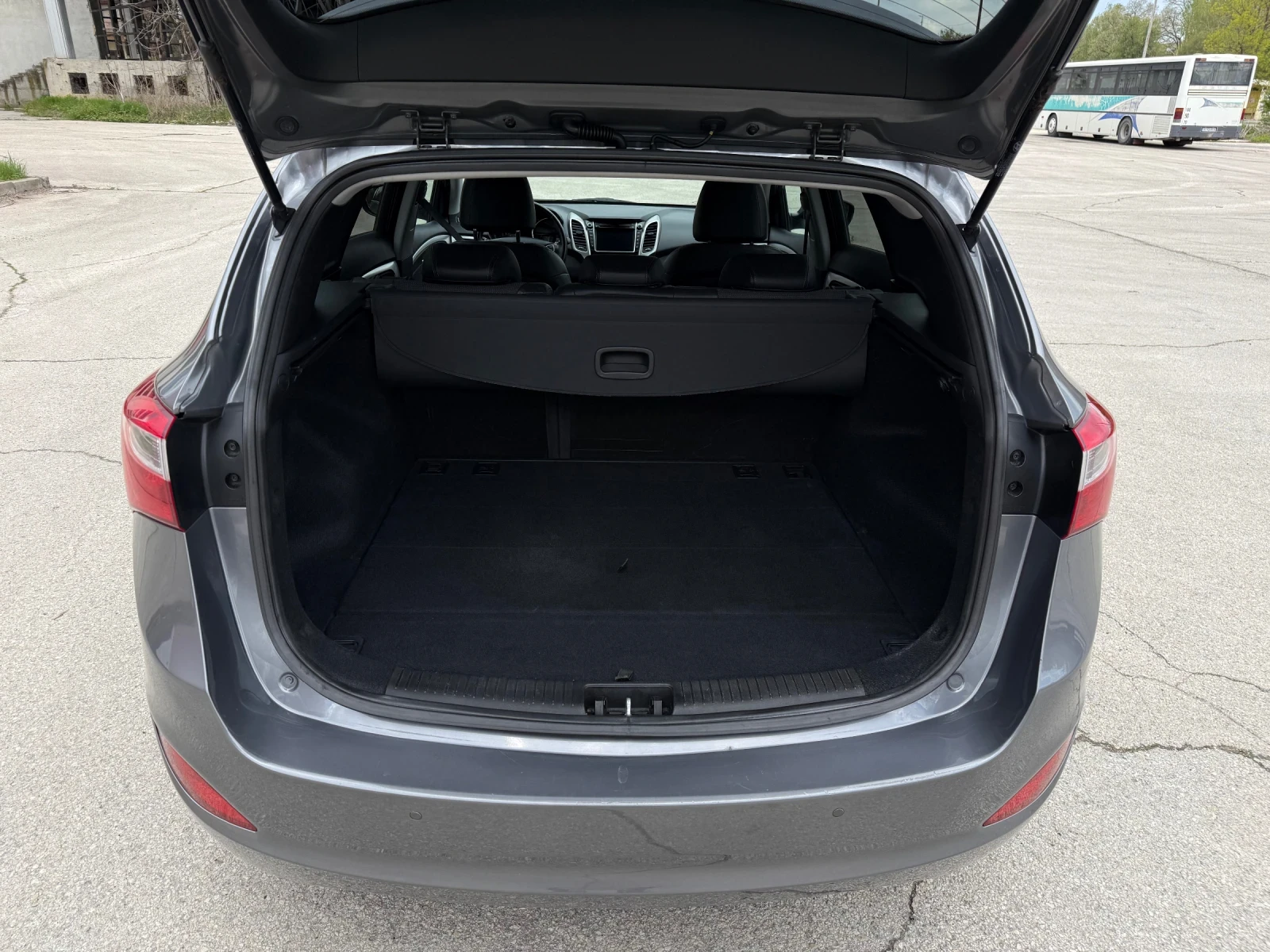 Hyundai I30 1.6i | Mobile.bg � ����������� 16