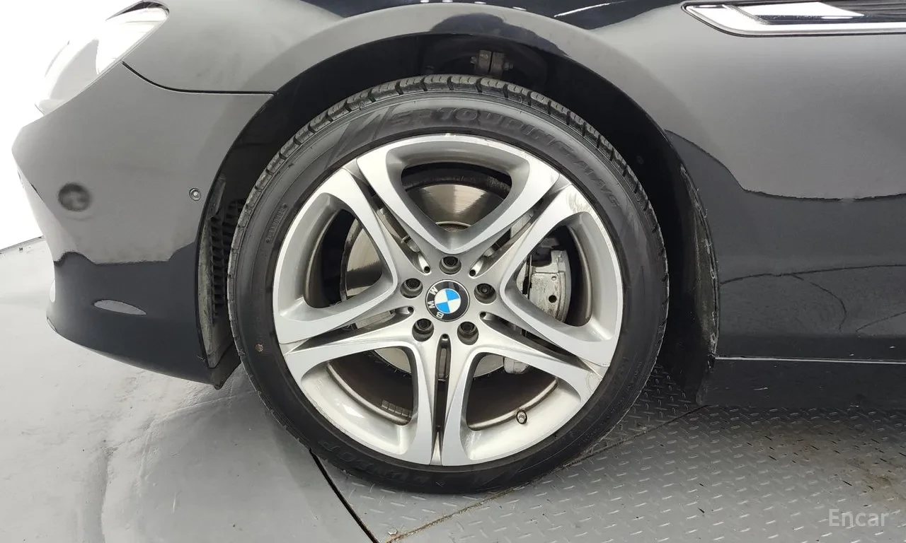 BMW 640 HARMAN/KARDON| HUD| 360| KEYLESS| BLIND SPOT| , снимка 13 - Автомобили и джипове - 54368291