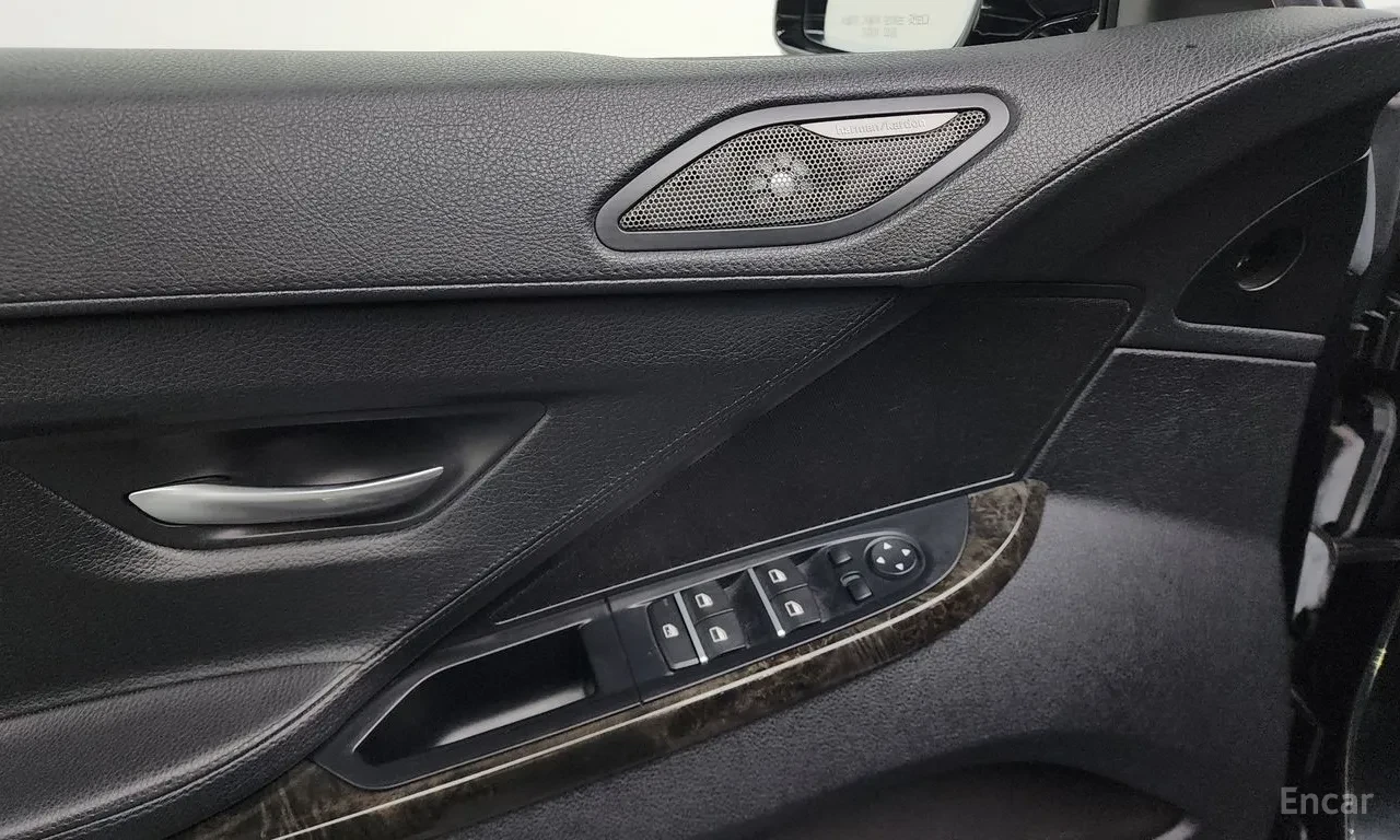 BMW 640 HARMAN/KARDON| HUD| 360| KEYLESS| BLIND SPOT| , снимка 11 - Автомобили и джипове - 54368291