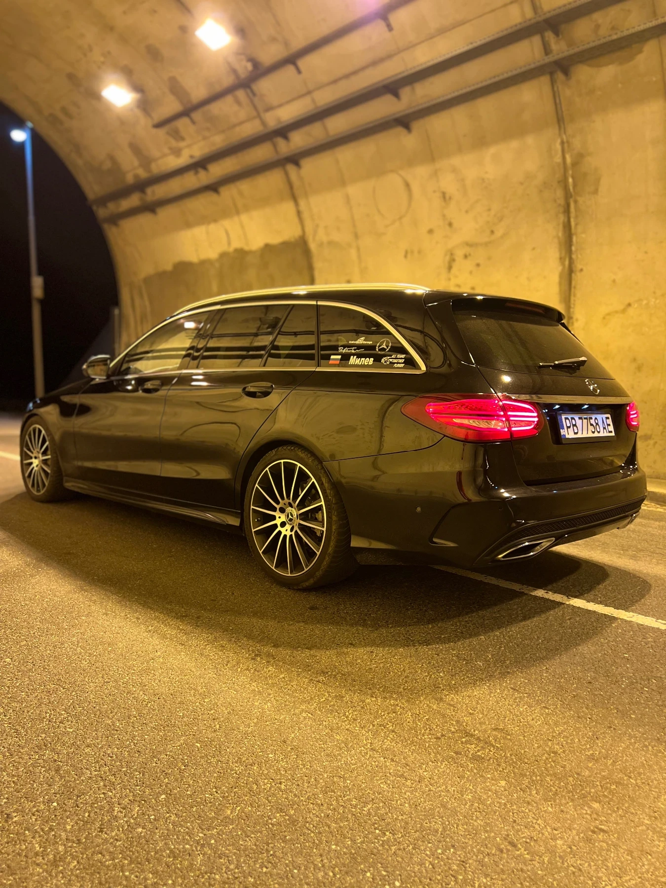 Mercedes-Benz C 220 AMG пакет, снимка 3 - Автомобили и джипове - 54442727