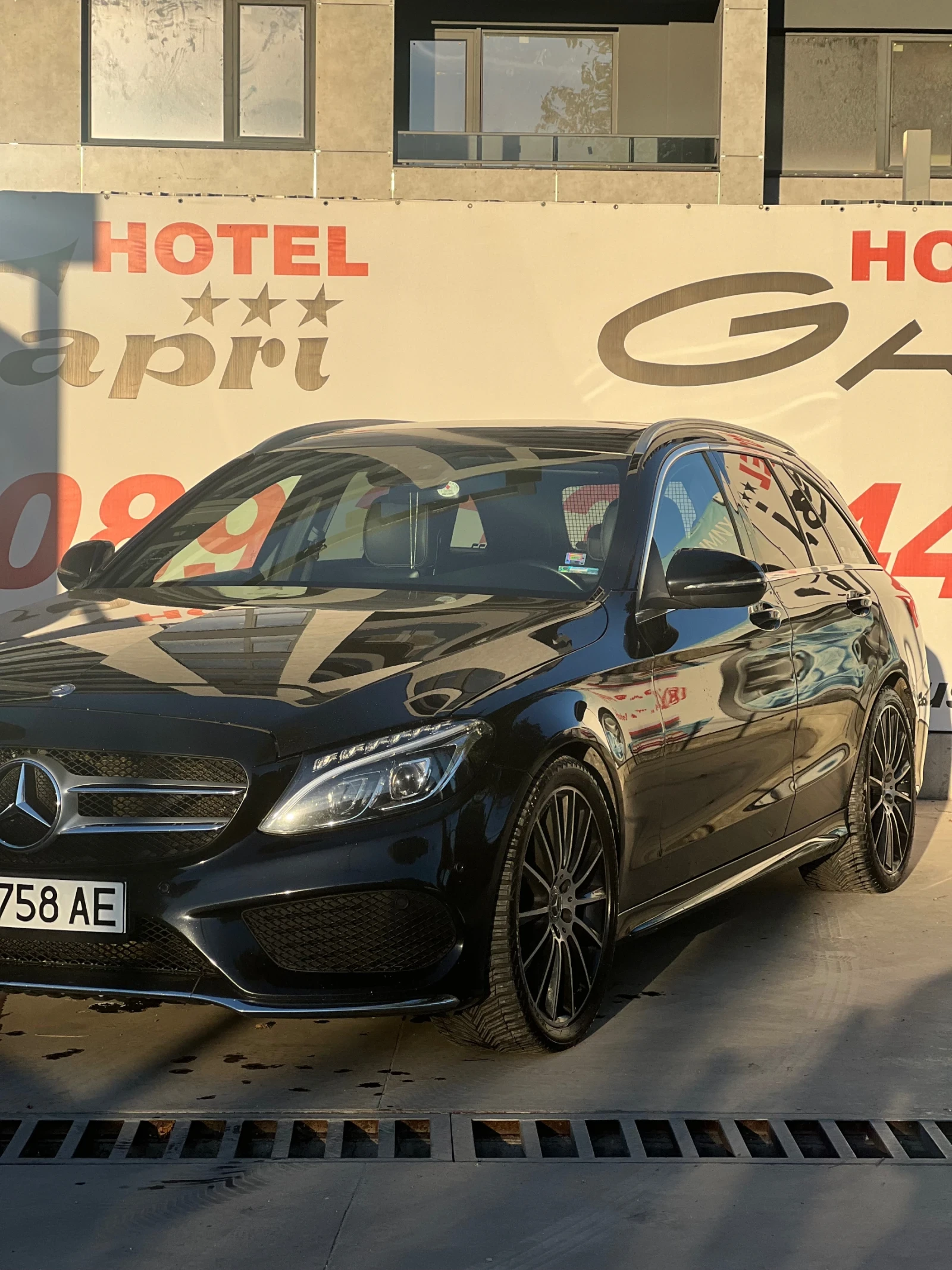 Mercedes-Benz C 220 AMG пакет, снимка 4 - Автомобили и джипове - 54442727