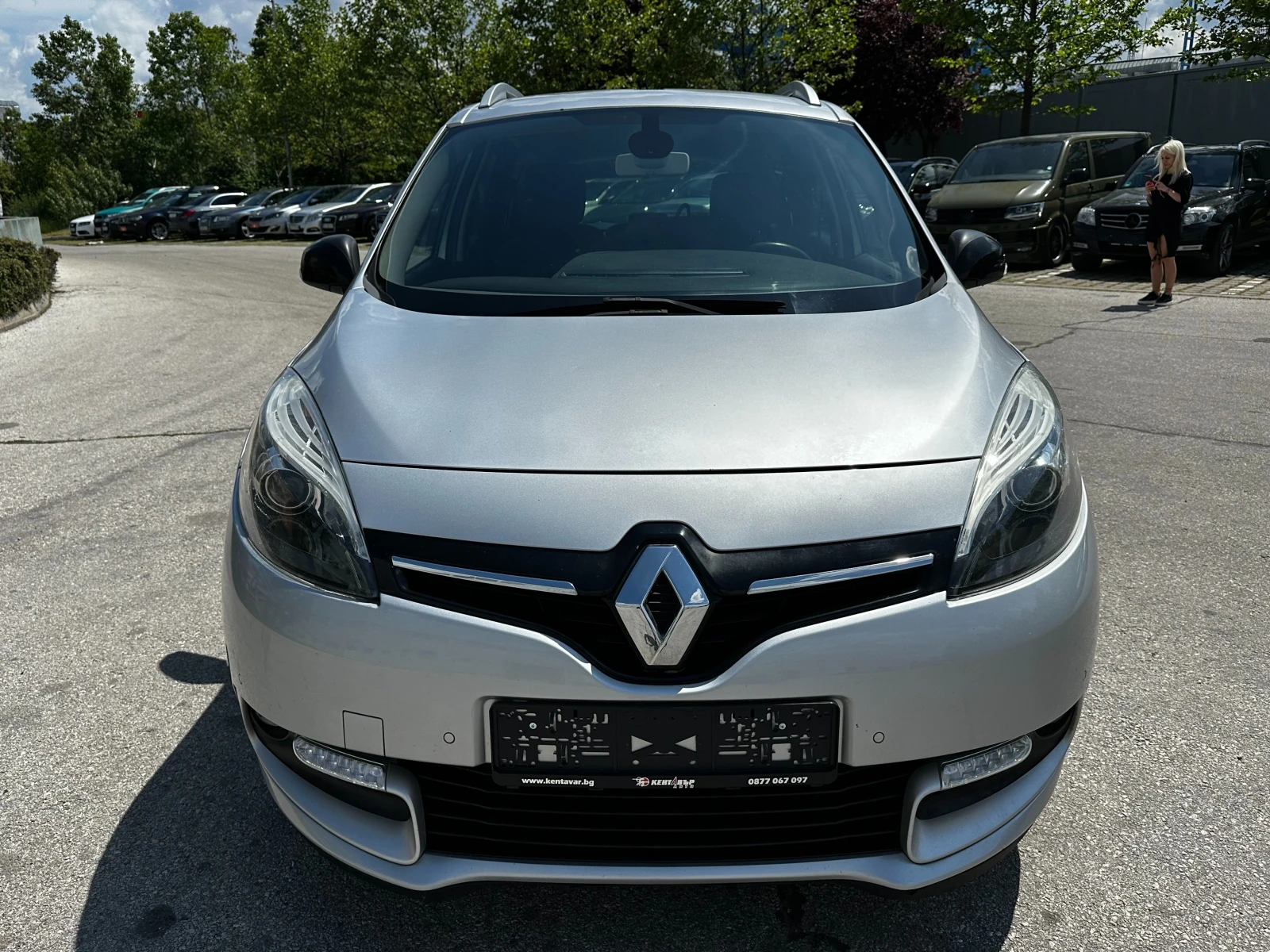 Renault Scenic 1.5DCI-АВТОМАТИК-7 МЕСТА/ГАРАНЦИЯ, снимка 7 - Автомобили и джипове - 54621989