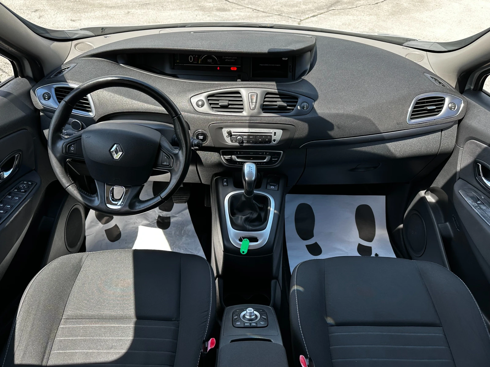 Renault Scenic 1.5DCI-АВТОМАТИК-7 МЕСТА/ГАРАНЦИЯ, снимка 11 - Автомобили и джипове - 54621989