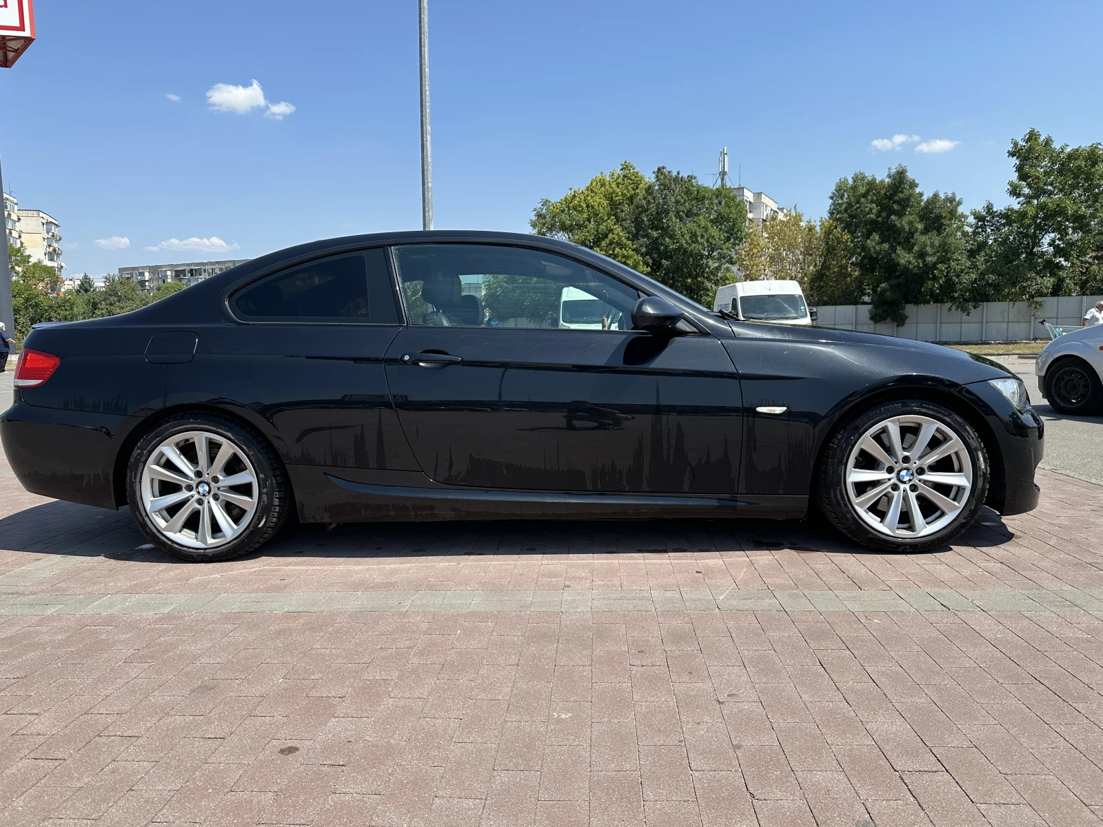 BMW 330, снимка 2 - Автомобили и джипове - 55597410