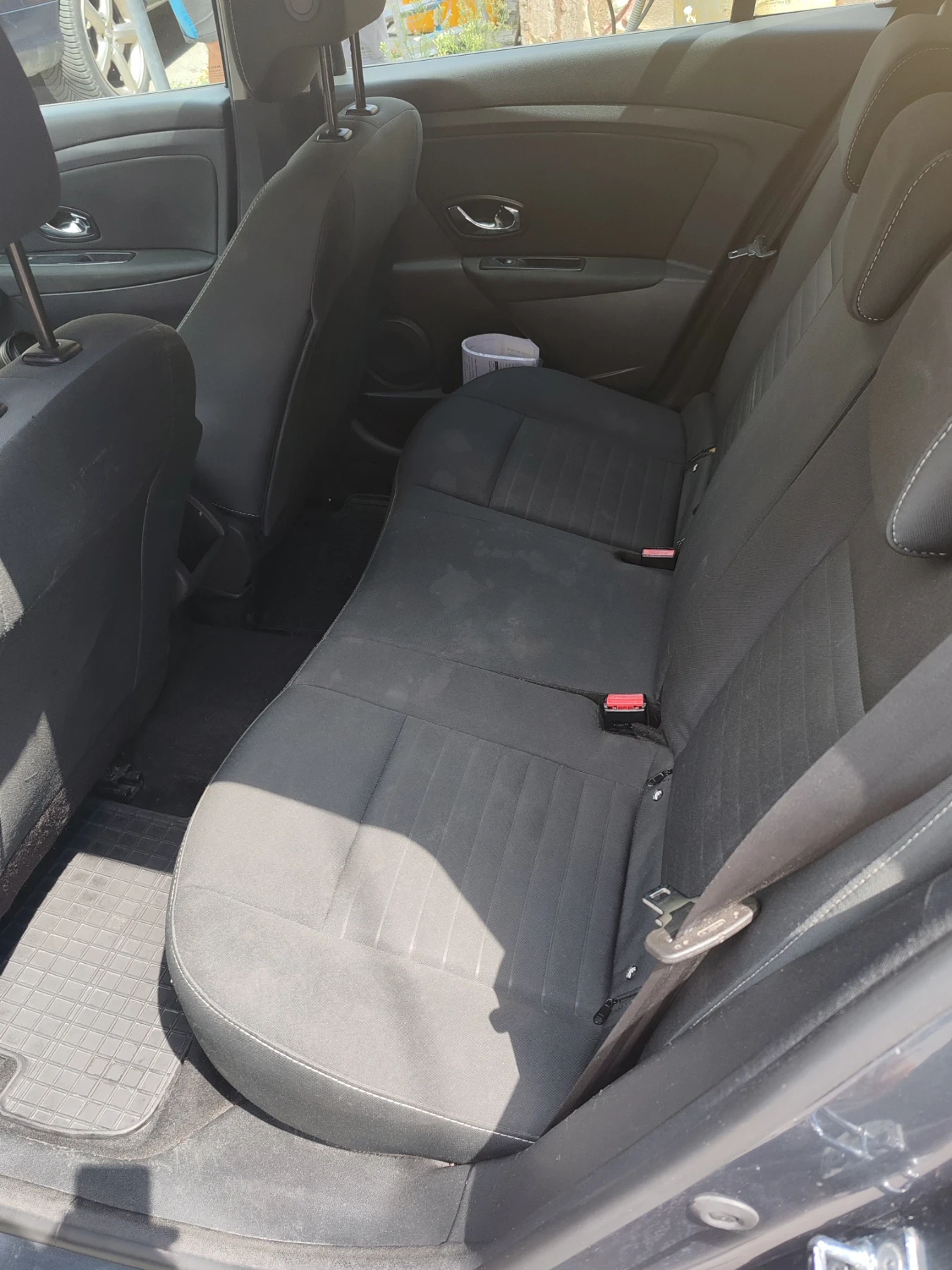 Renault Megane Limited, снимка 5 - Автомобили и джипове - 55662525