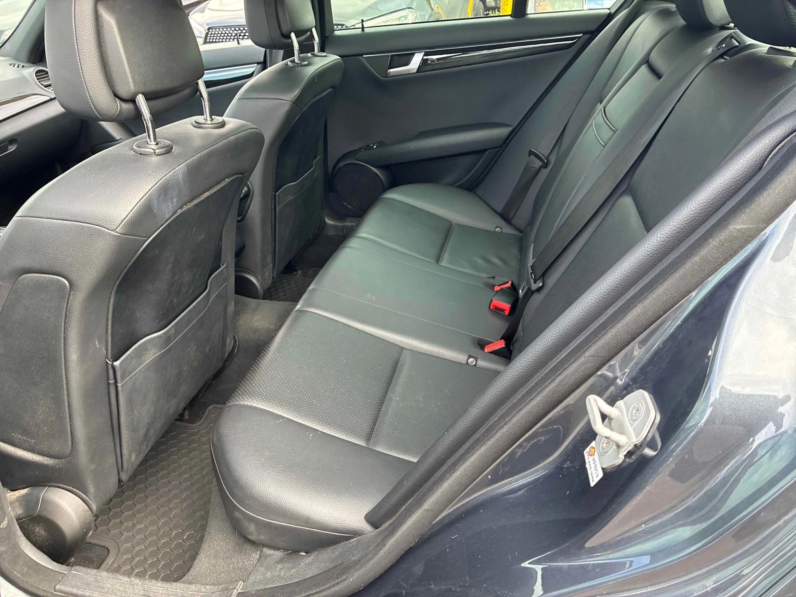 Mercedes-Benz C 300 * CARFAX * Без инциденти * , снимка 11 - Автомобили и джипове - 55830856