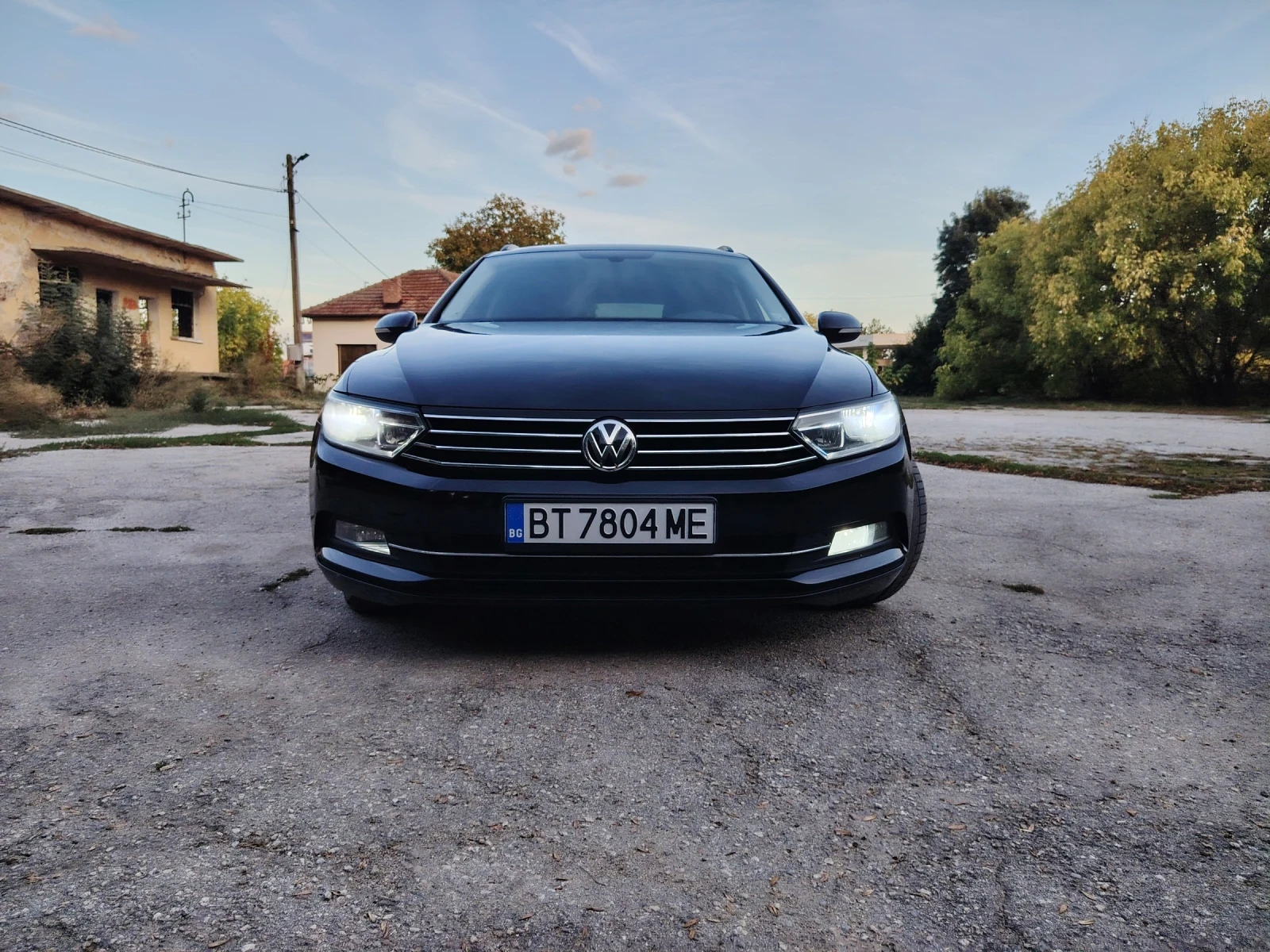 VW Passat 2.0 TDI, снимка 2 - Автомобили и джипове - 56665811
