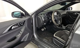 Infiniti Q30 * 2.0* PREMIUM* КОЖА* ПОДГРЕВ* ШИБИДАХ* АЛКАНТАРА*, снимка 9