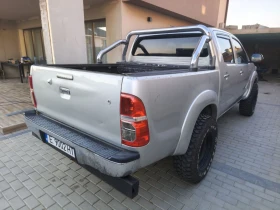 Toyota Hilux Invincible, снимка 6