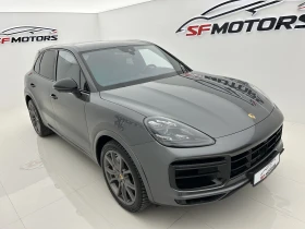 Porsche Cayenne Turbo* Sport Chrono Plus 1