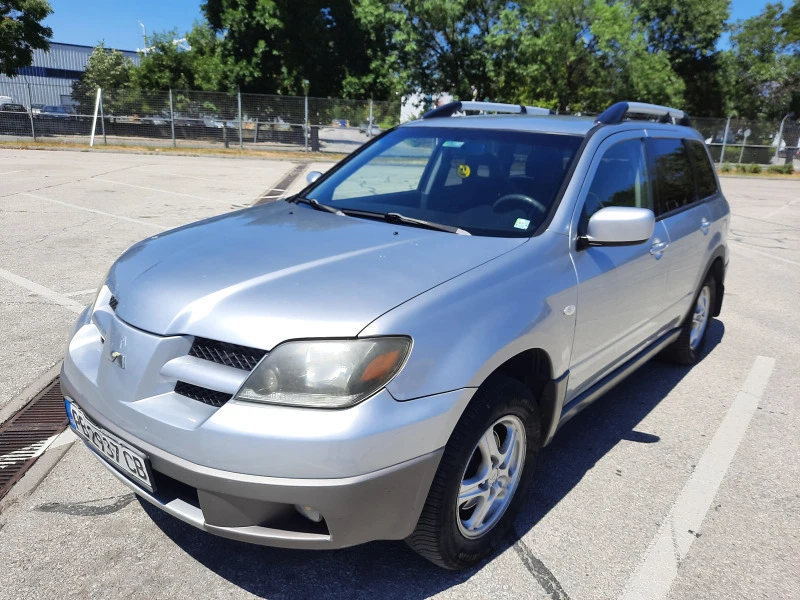 Mitsubishi Outlander 2.0 4x4 , снимка 1 - Автомобили и джипове - 46154496