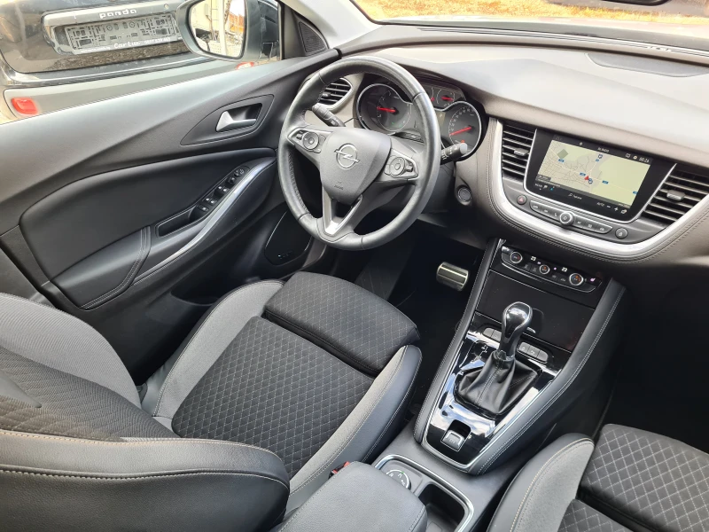 Opel Grandland X 1.2 Turbo Ultimate, снимка 13 - Автомобили и джипове - 47231329