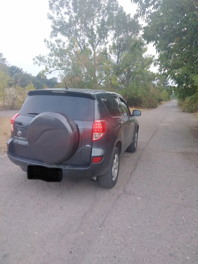 Toyota Rav4 Десен Волан, снимка 2 - Автомобили и джипове - 47647987