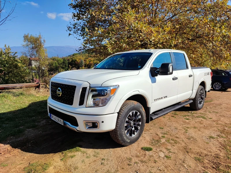 Nissan Titan crew cab Pro4X, снимка 3 - Автомобили и джипове - 48006559