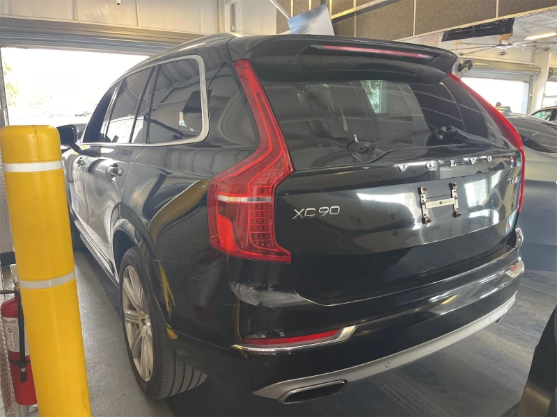 Volvo Xc90 T6* INSCRIPTION * ДИГИТАЛНО* ТАБЛО* СЕРВИЗНА* ИСТО, снимка 5 - Автомобили и джипове - 49022868