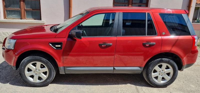 Land Rover Freelander 2.2 TD4, снимка 3 - Автомобили и джипове - 51543834