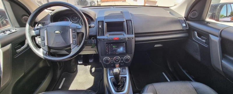 Land Rover Freelander 2.2 TD4, снимка 16 - Автомобили и джипове - 51543834